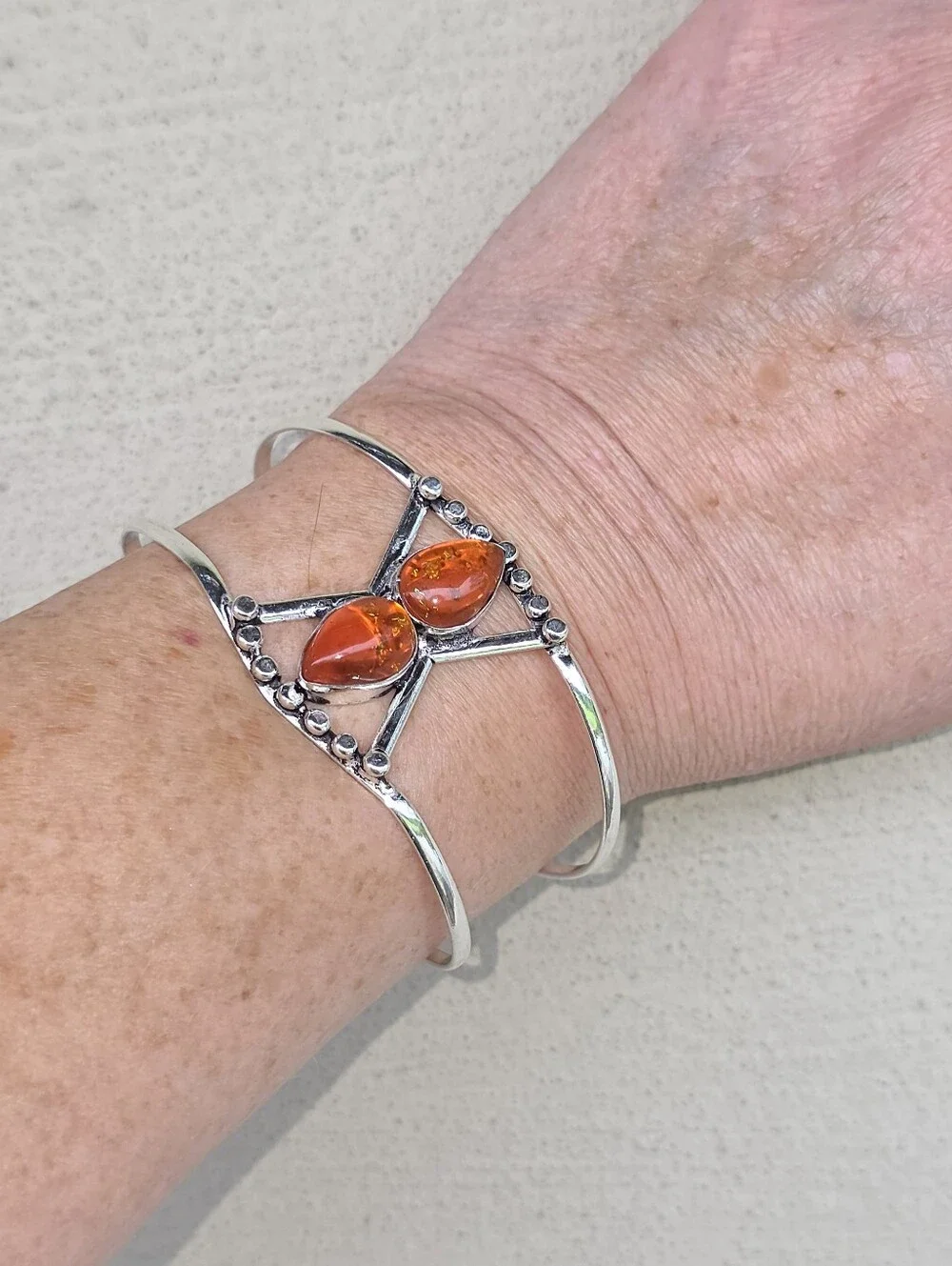 Artisan setting adjustable two