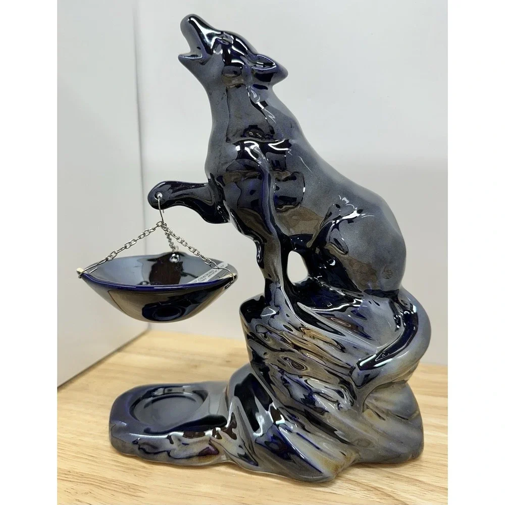 The Unbranded Brand ceramic howling