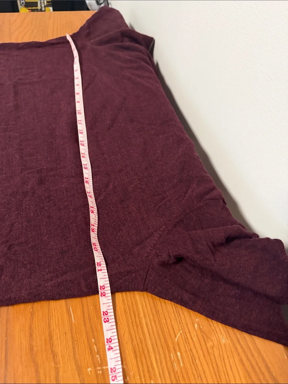 Old Navy Men's Maroon/Burgundy Crewneck Sweater