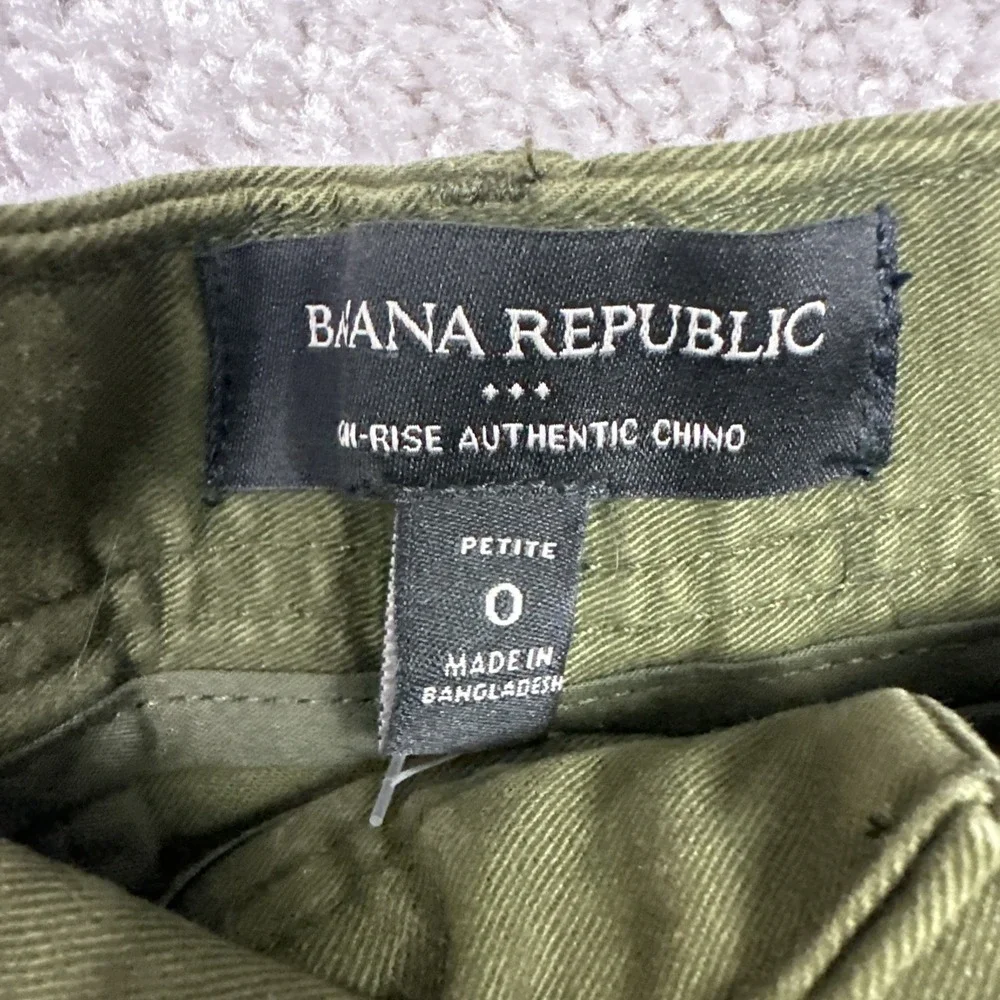 Banana Republic this product