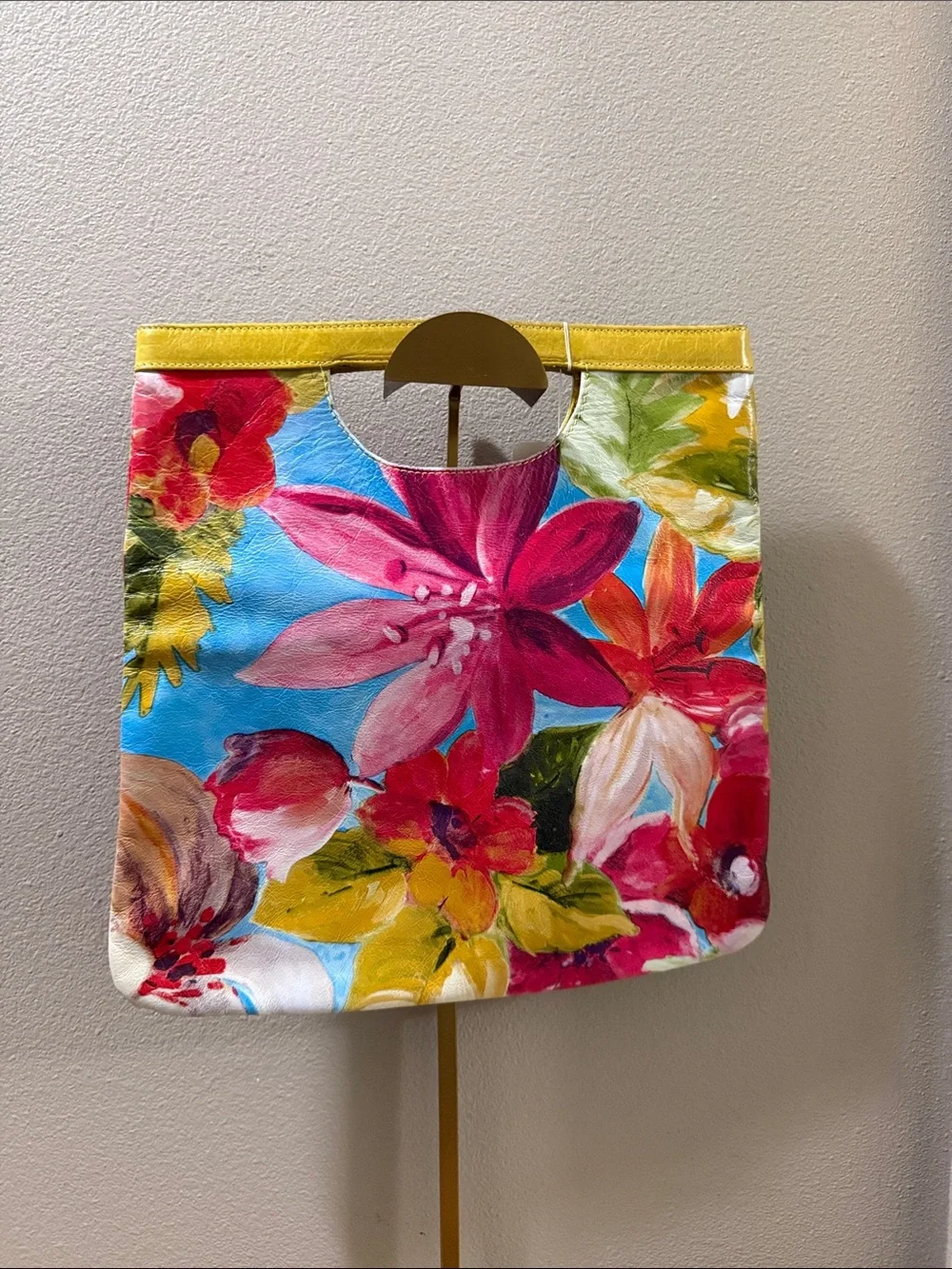 Maurizio Taiuti stunning bag