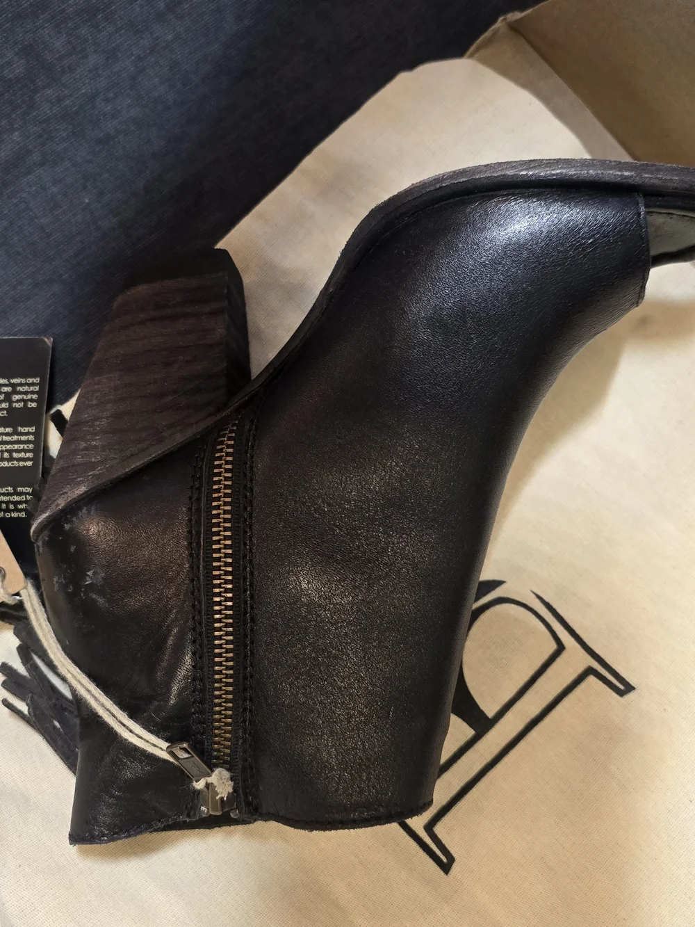 LIBERTY Black liberty black