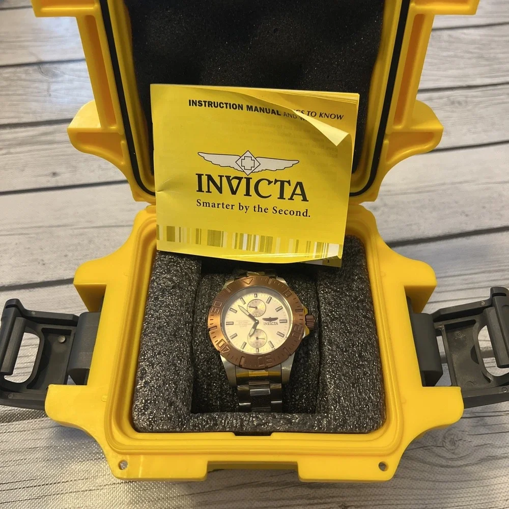 Invicta pro diver