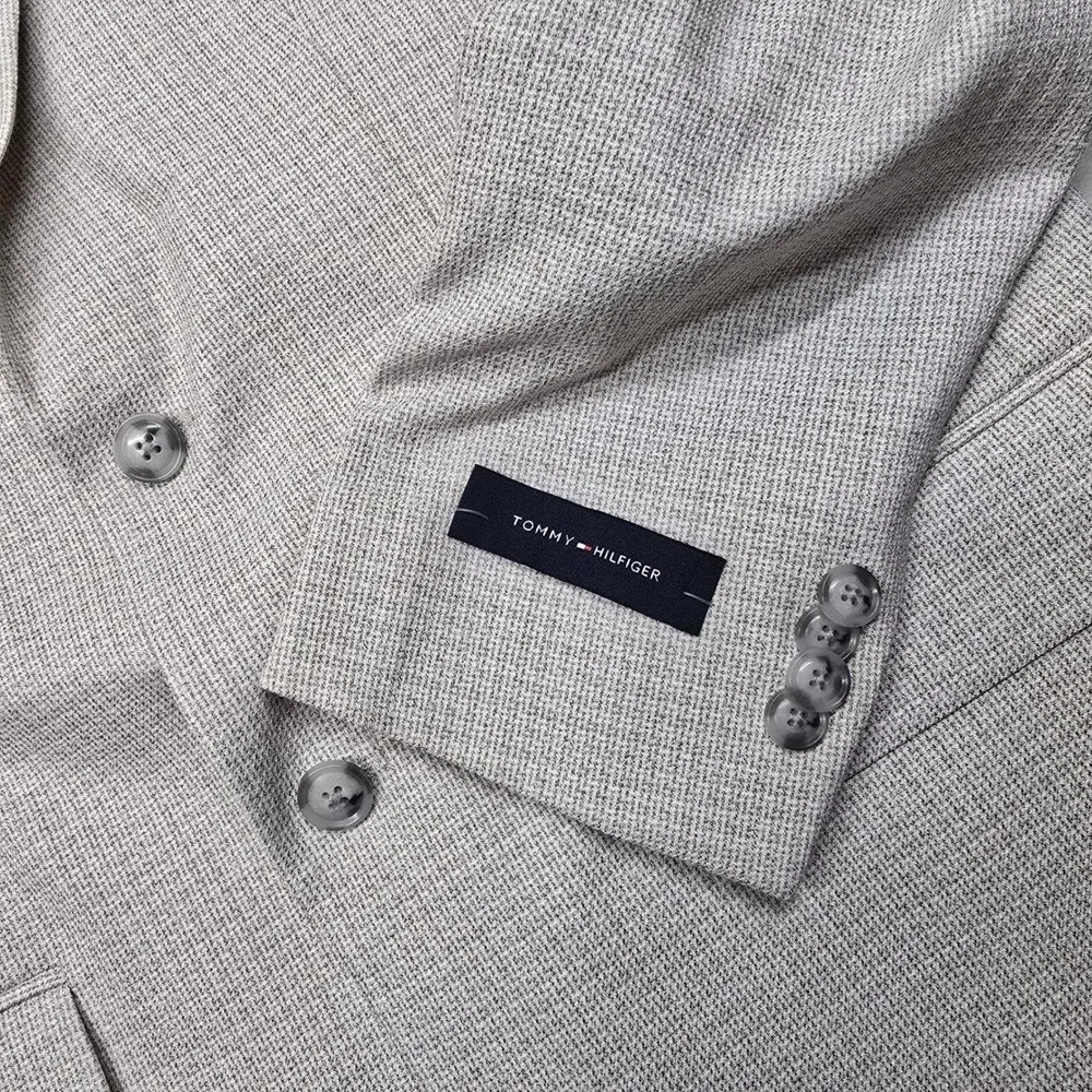 Tommy Hilfiger sophisticated versatile