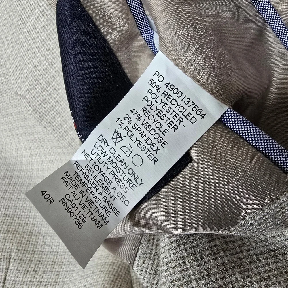 Tommy Hilfiger sophisticated versatile