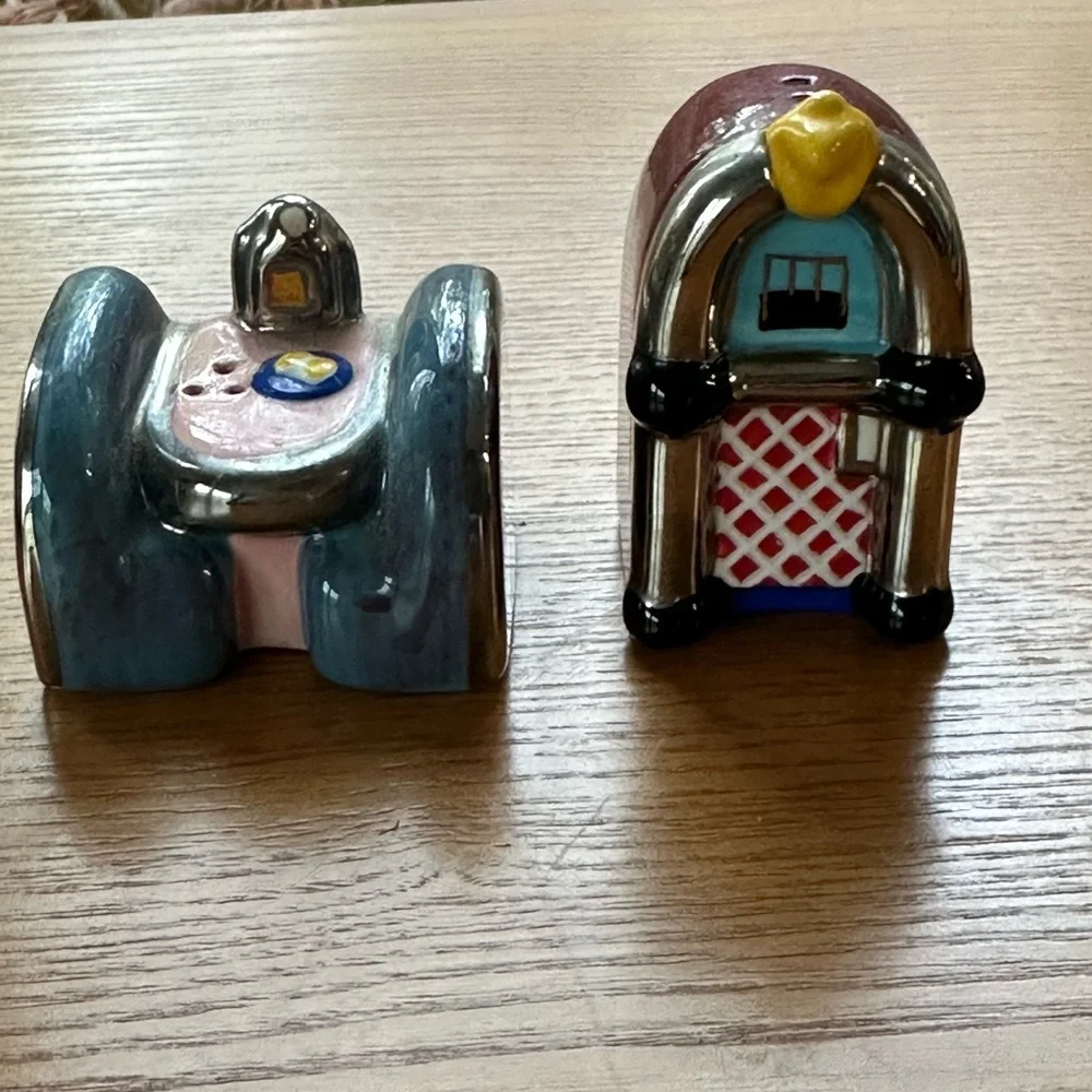 Jenny Berta vintage collectible