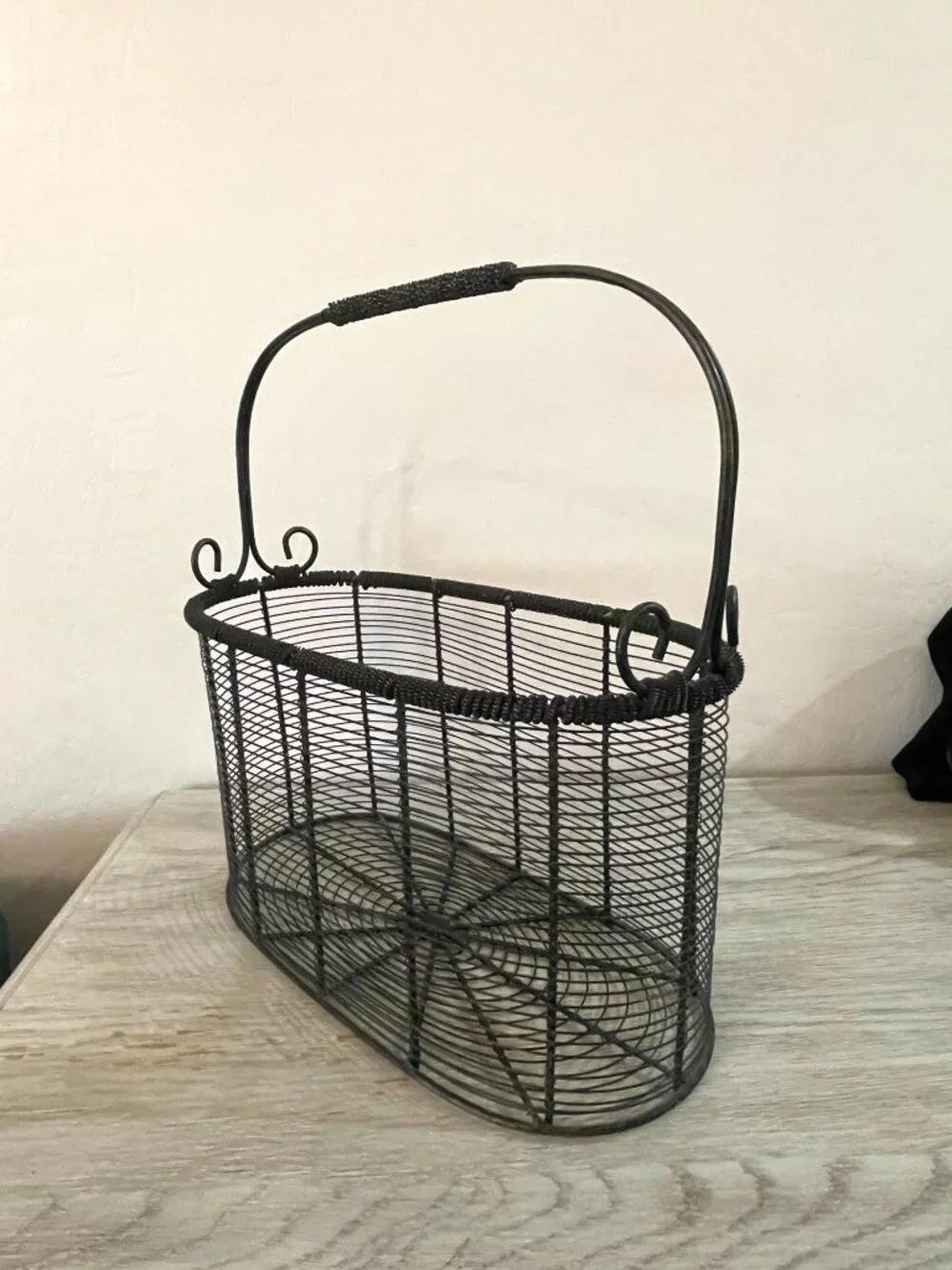 N/A dark look items