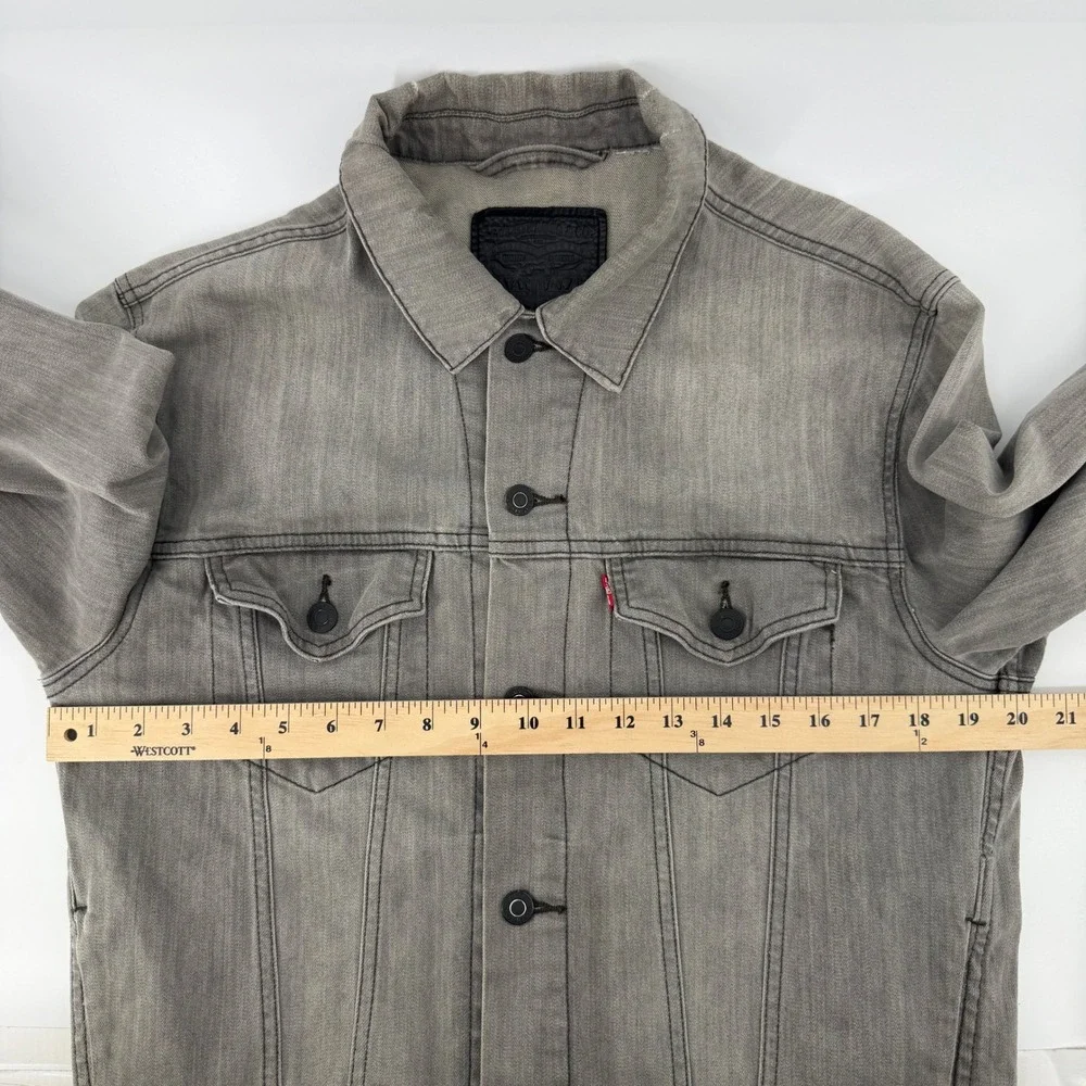 Levis see picture