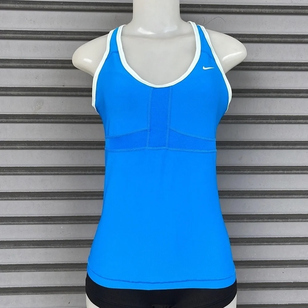 Nike classic dri