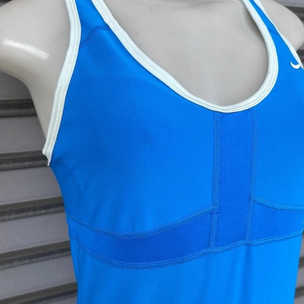 Nike classic dri