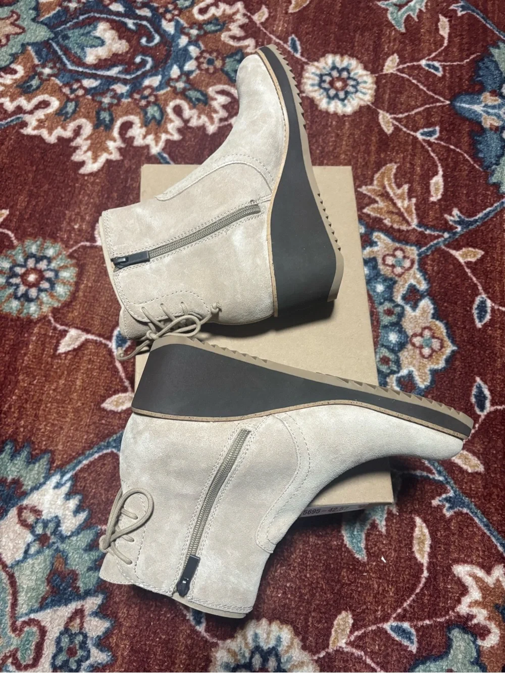 Earth sole 64