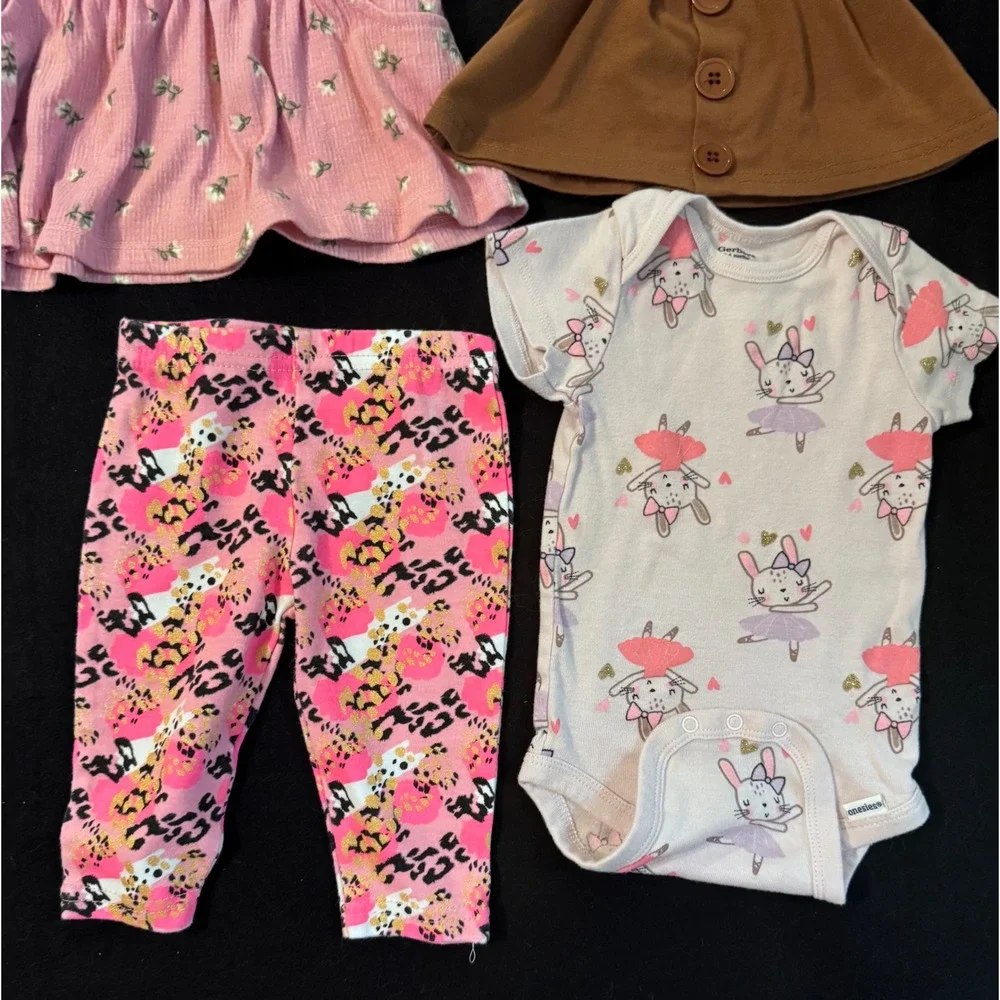 GAP cozy bodysuits easy