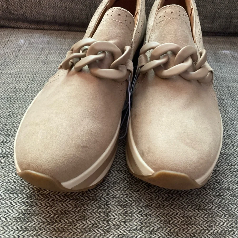 Mad Love neutral platform