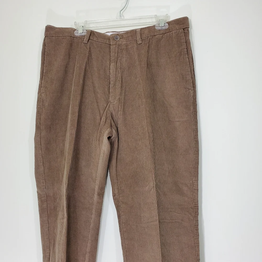 Haggar Work to Weekend Classic Fit Brown Corduroy Pants, Size 38 X 30. N…