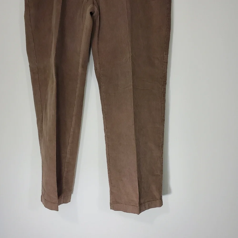 Haggar Work to Weekend Classic Fit Brown Corduroy Pants, Size 38 X 30. N…