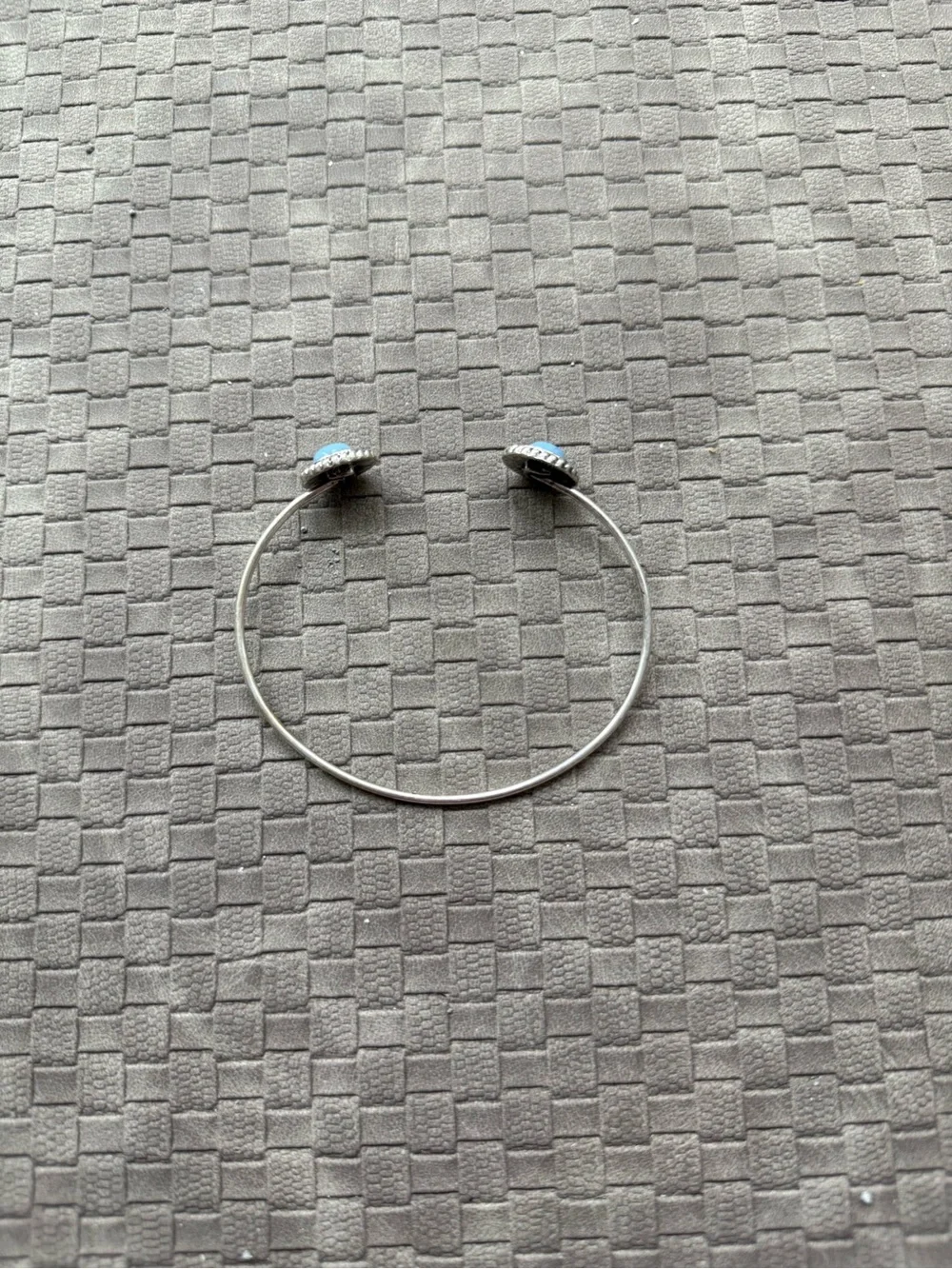N/A elegant silver