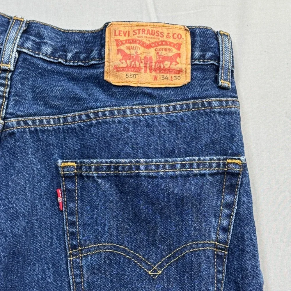 Levis levi 550