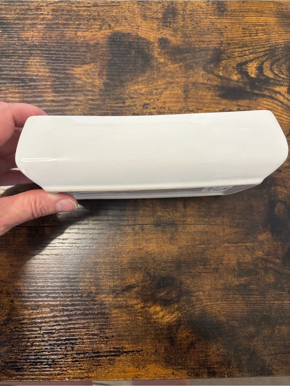 N/A white ceramic