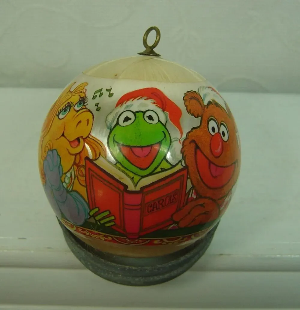 VINTAGE JIM HENDERSON MUPPETS SATIN BALL ORNAMENT-1980