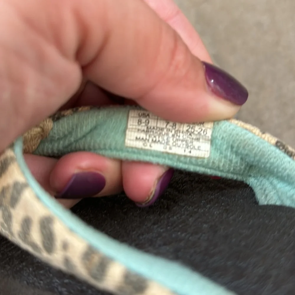 🎈5 for$25 Sanuk toddler flipflops