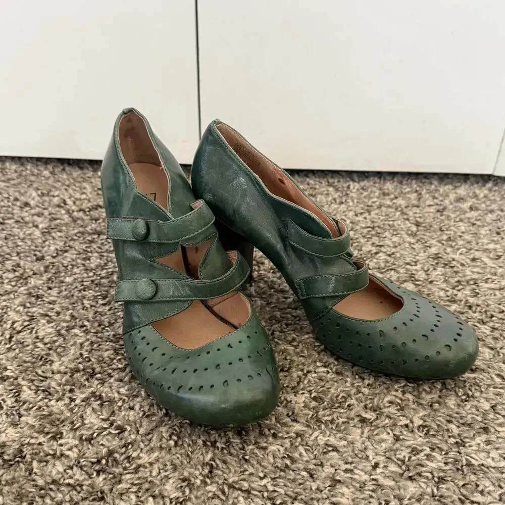 Miz Mooz Vintage Leather Mary Jane Heels in green