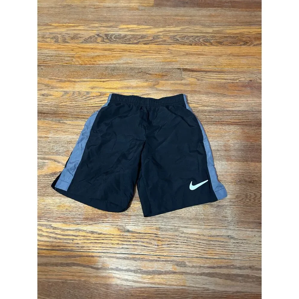 Boys Medium Nike Shorts