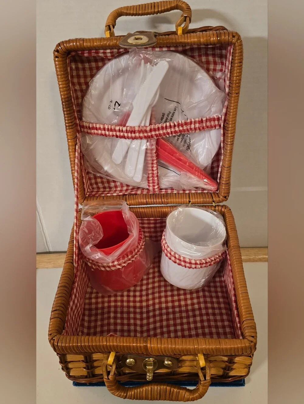 Vintage Elizabeth Arden Wicker Picnic Basket Set - Red Gingham