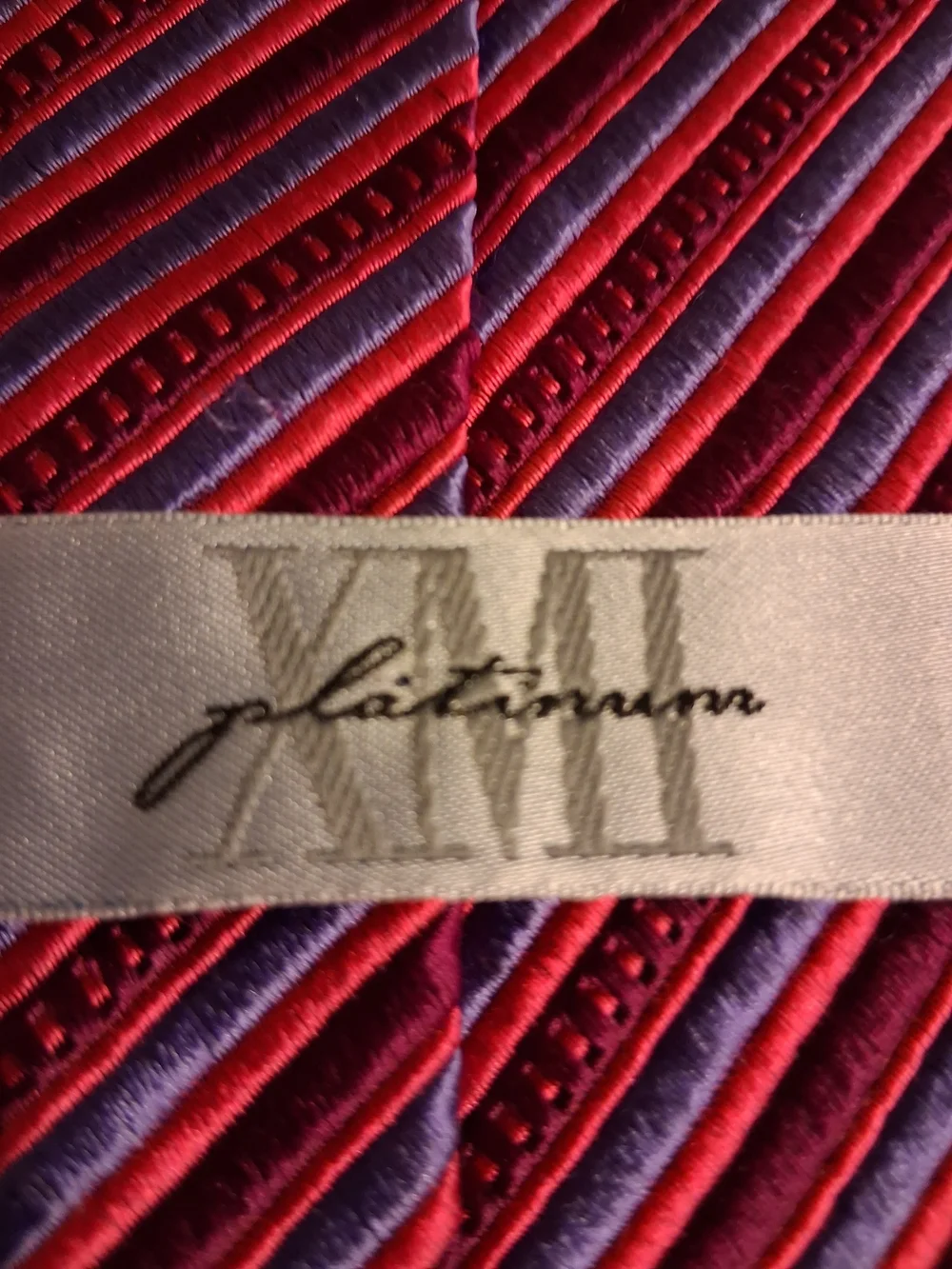 Xmi Platinum bold red