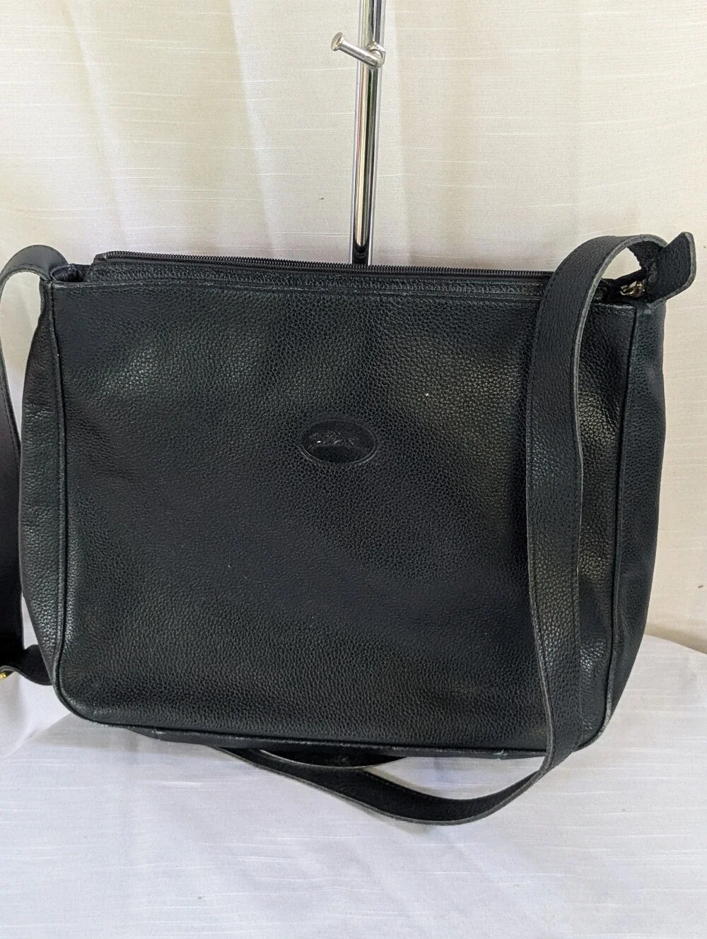 Longchamp branded zipper