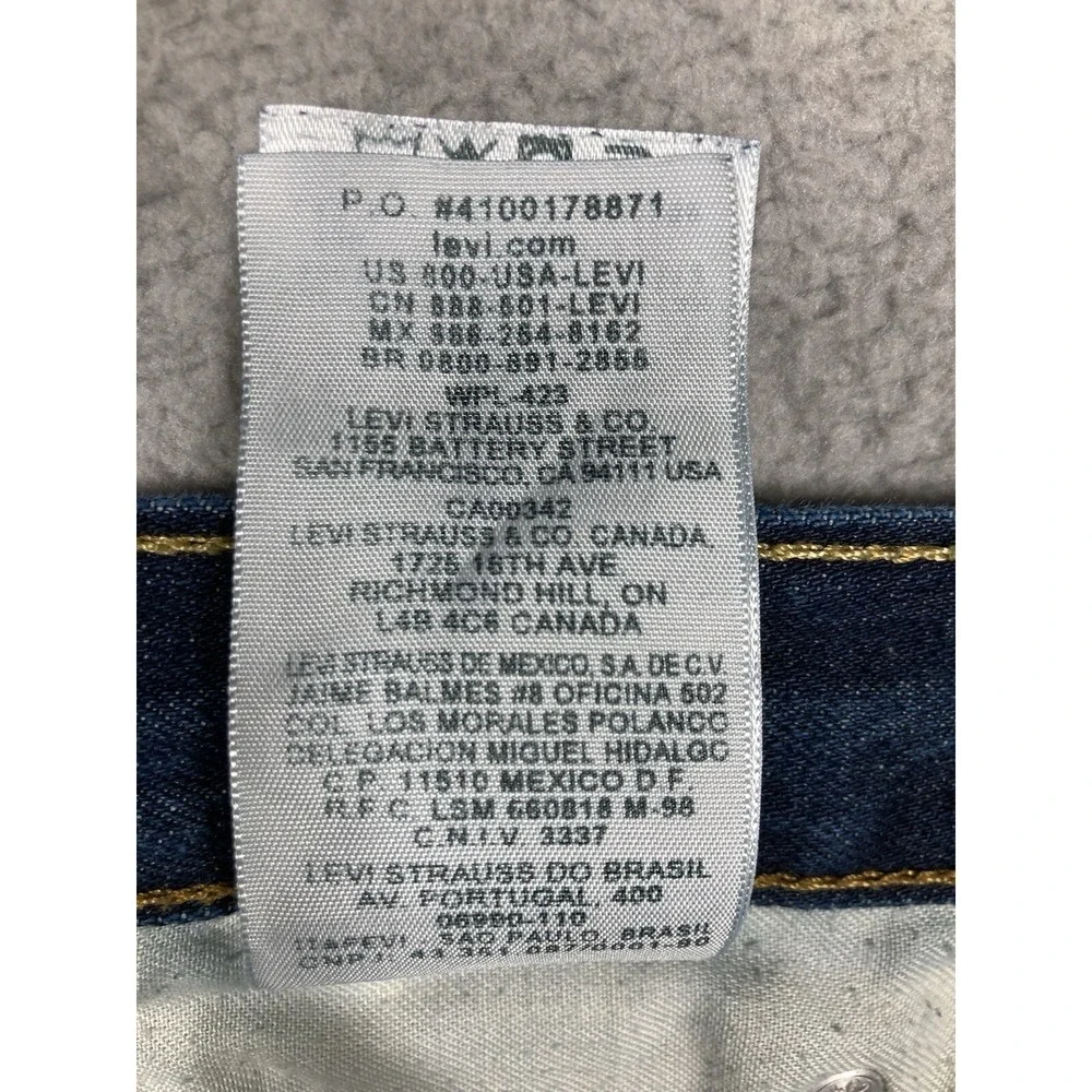 Levis blue distressing