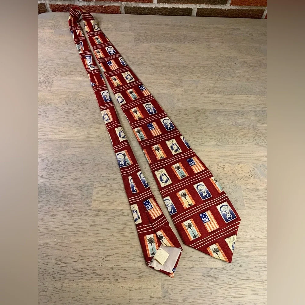 TOMMY BAHAMA  MEN'S  TIE ‎ 100%  SILK 57” long