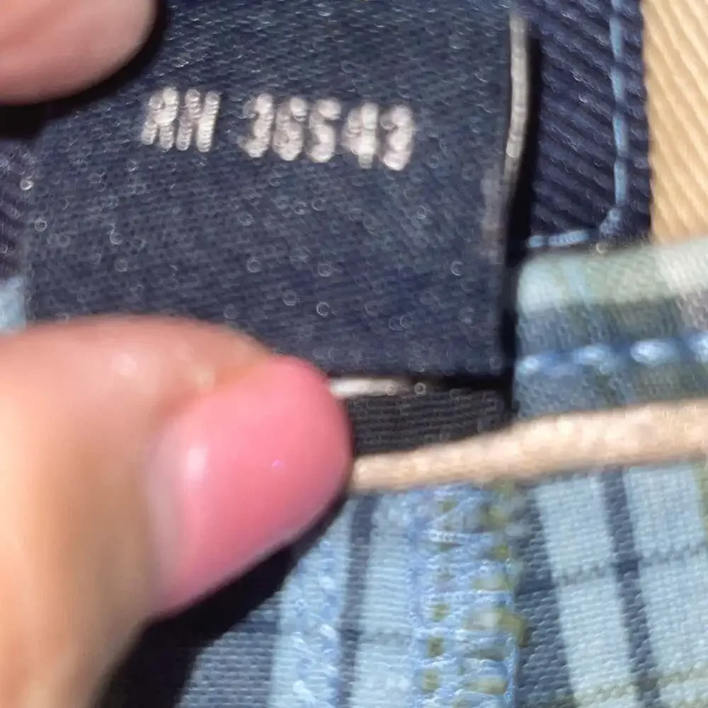 Izod plaid shorts