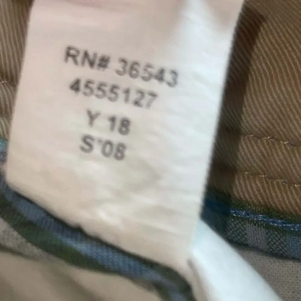 Izod plaid shorts