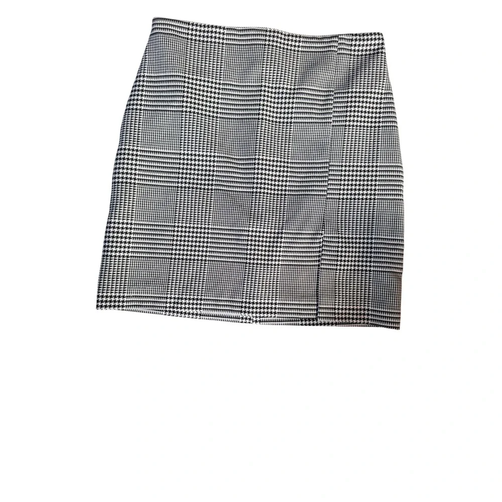 Rachel Zoe‎ Plaid Mini Skirt Black White Glen Check Front Slit Size 4