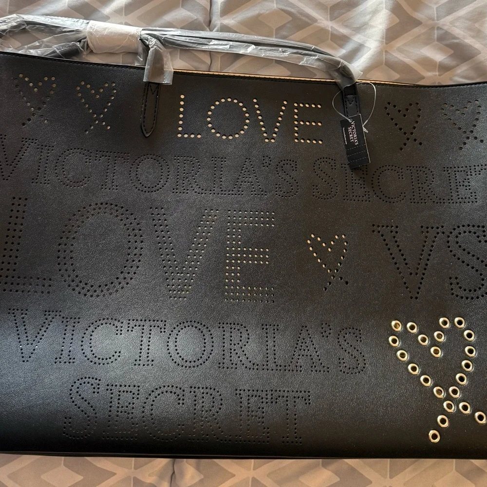 New black lazer cut heart tote Victoria's Secret