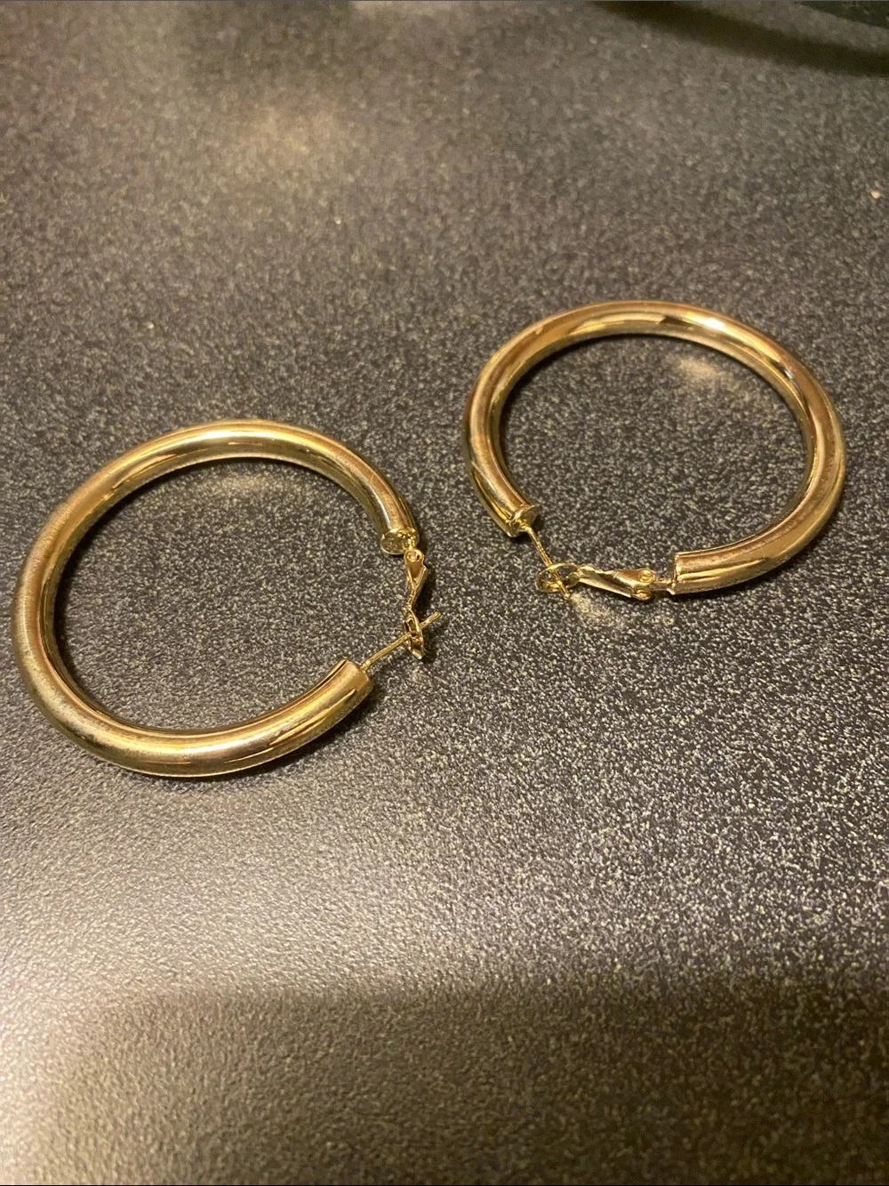Unbranded shiny gold