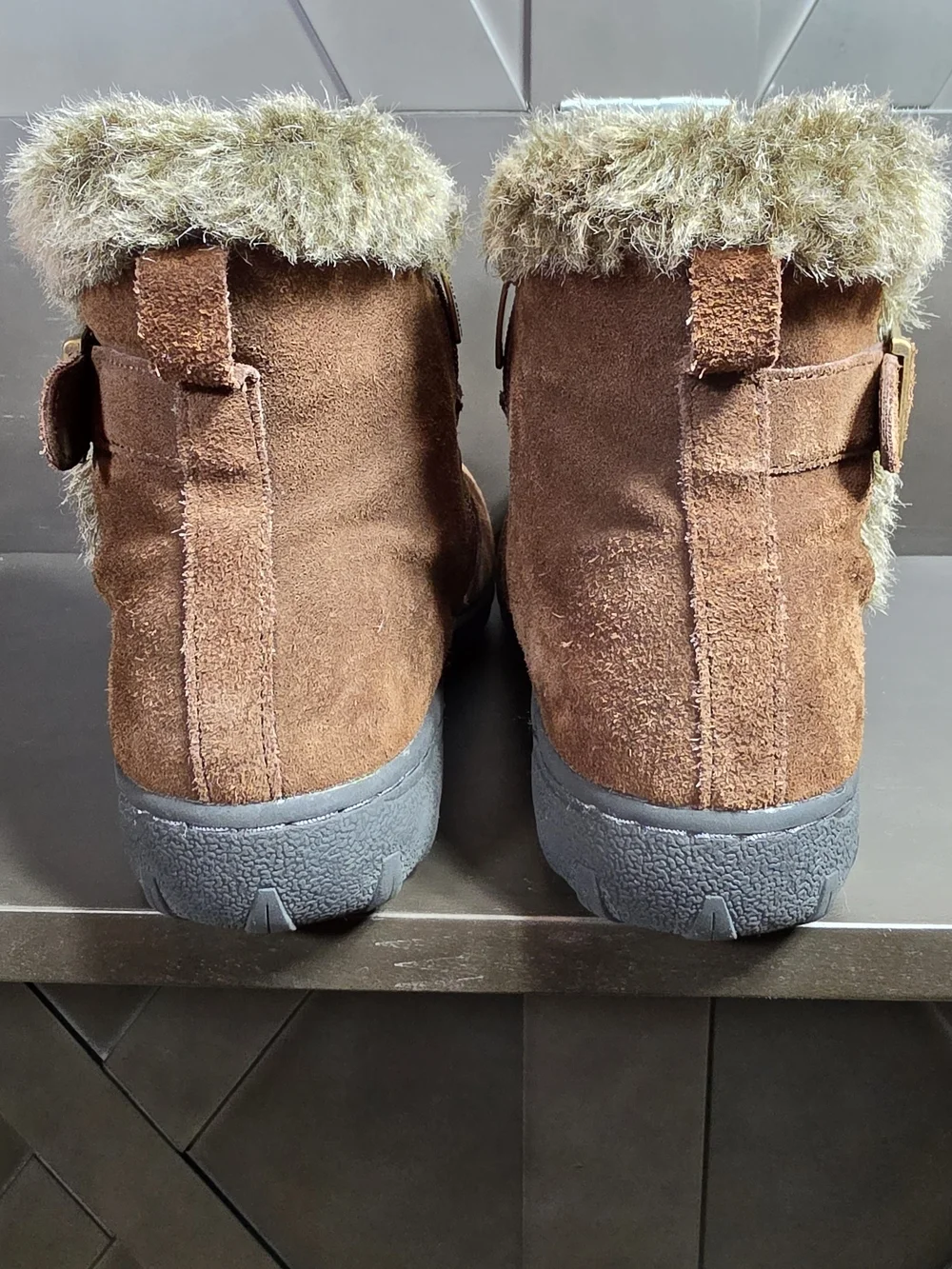 Khombu womens ankle