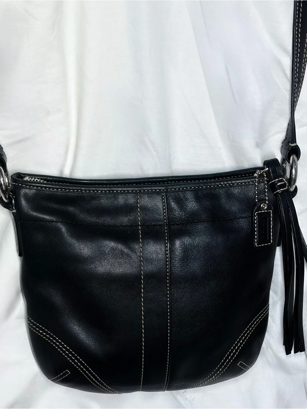 Vintage Coach Soho Black Leather Crossbody Bag Y2K Tassel