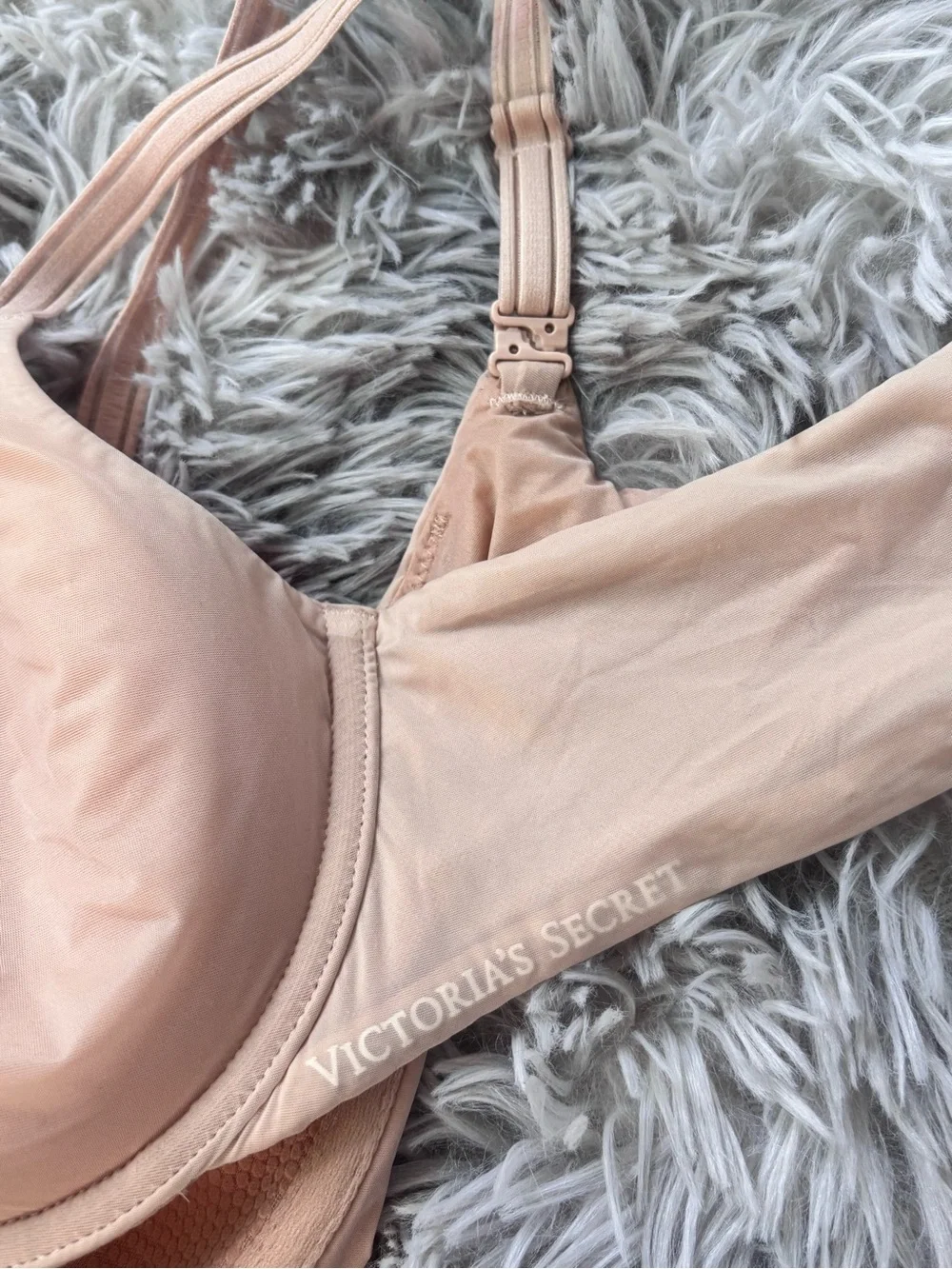 Victorias Secret smooth molded