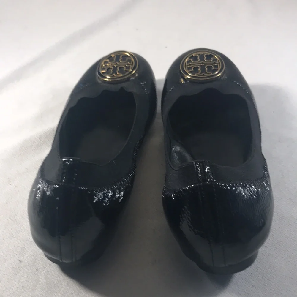 Tory Burch slip reads excellent