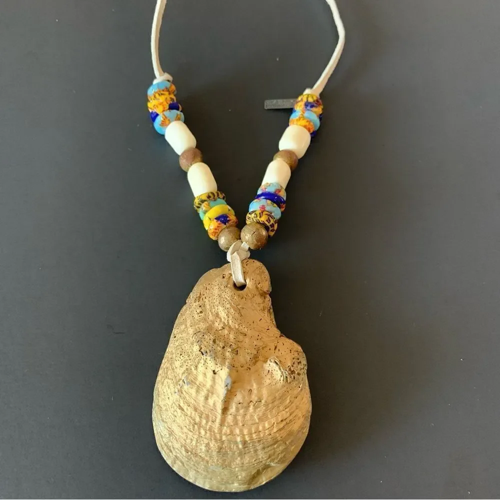 N/A trade bead