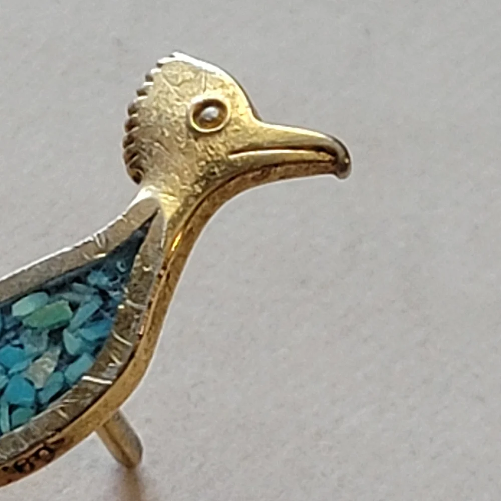 Vintage roadrunner brooch