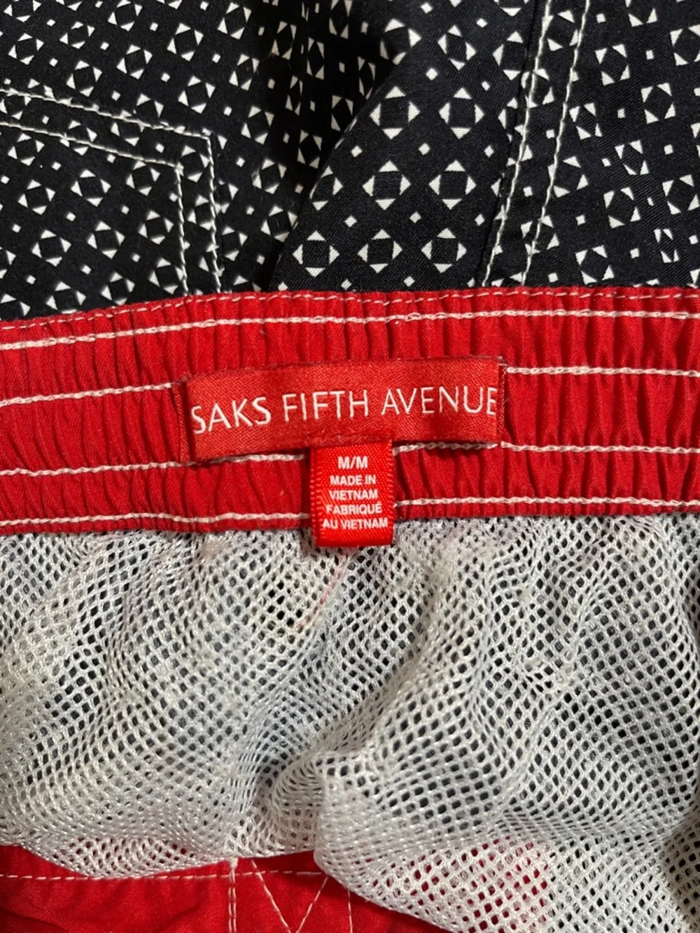Saks Fifth Avenue saks fifth