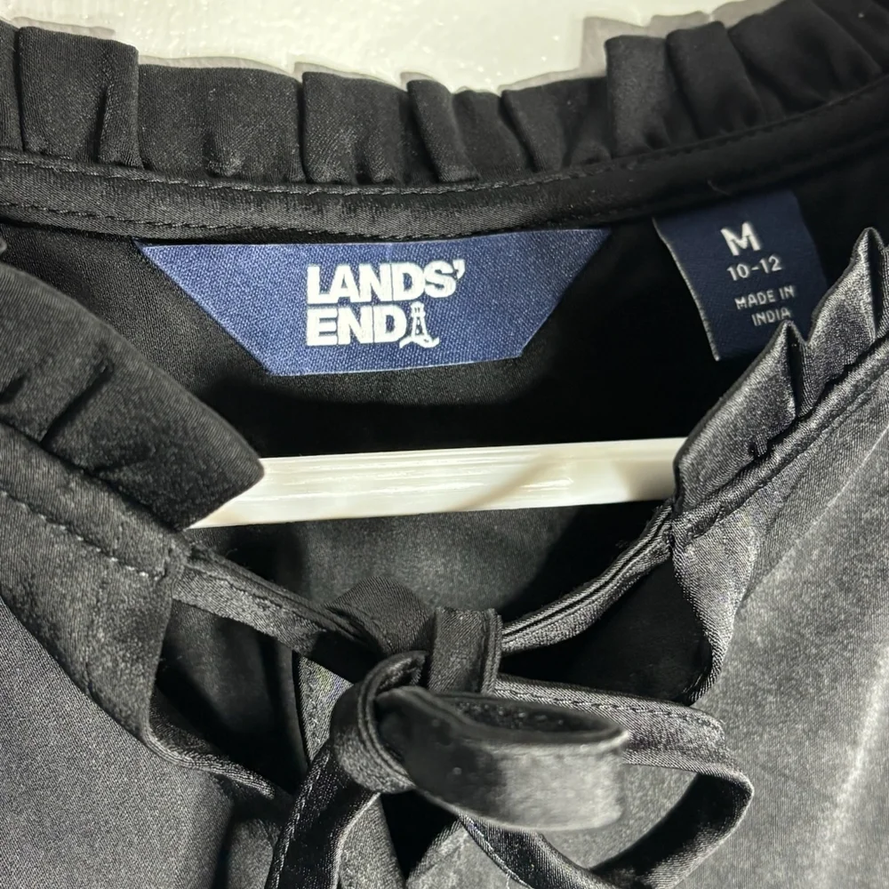 Lands End ruffles short