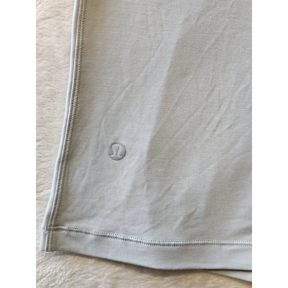 lululemon athletica flaw no