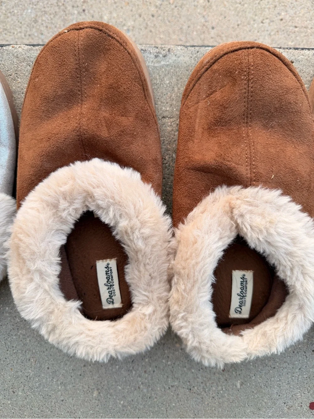 dearfoams soft faux