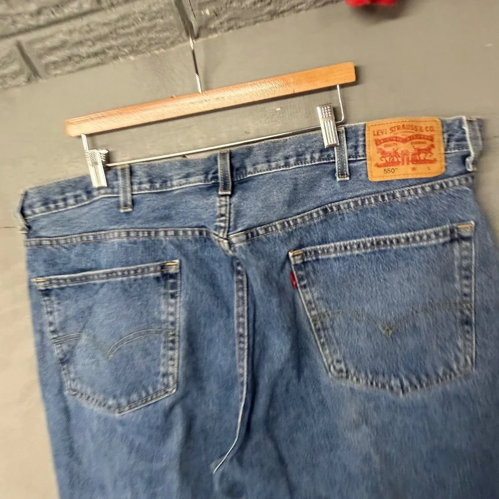 Levis 550 Relaxed Fit Tapered Leg‎ Blue Denim Jeans Mens 44x30 PC9-01550-4891