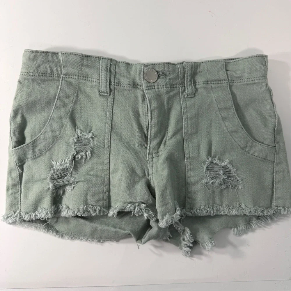 Boom Boom Jeans Sage‎ Green Distressed Frayed Hem Denim Shorts Size 9 DR2767