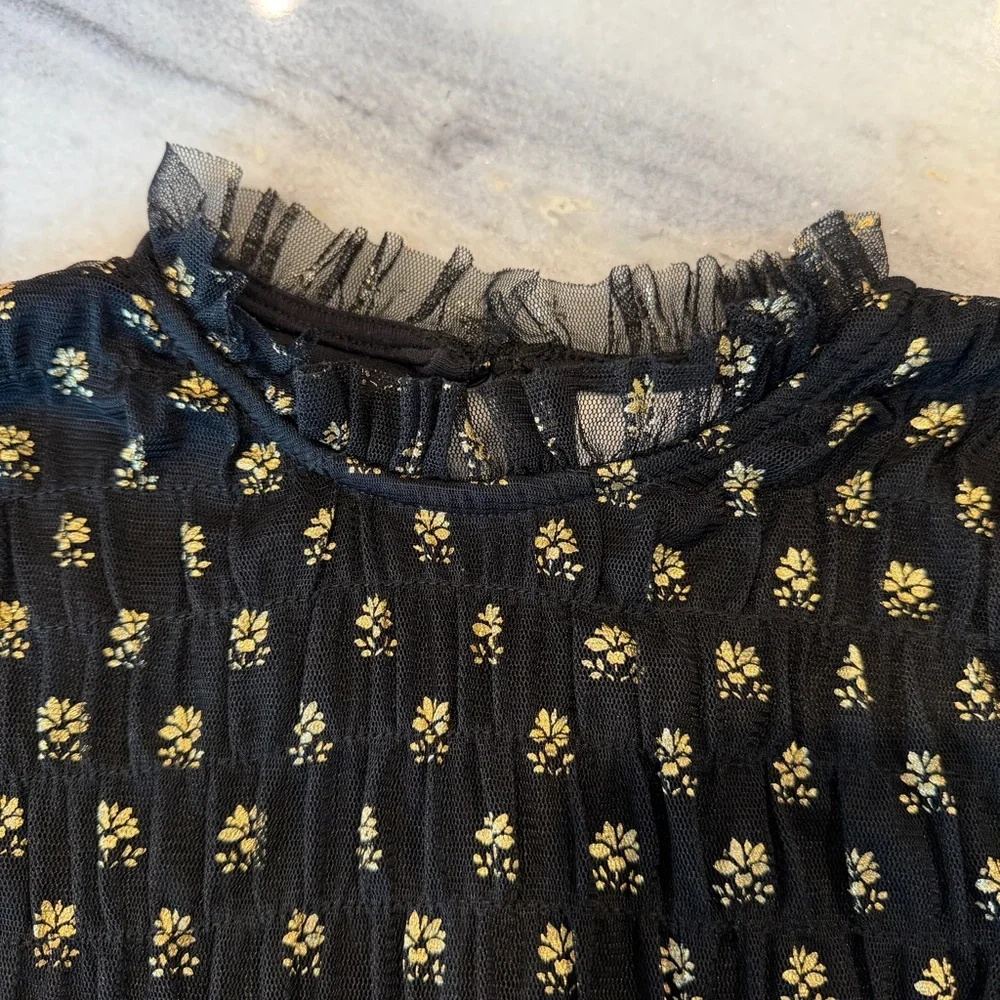 Zara sheer perfect design