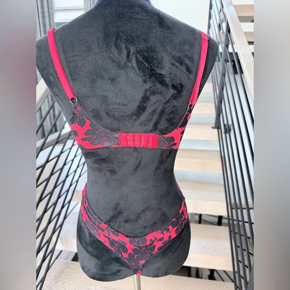 La Vie En Rose please check